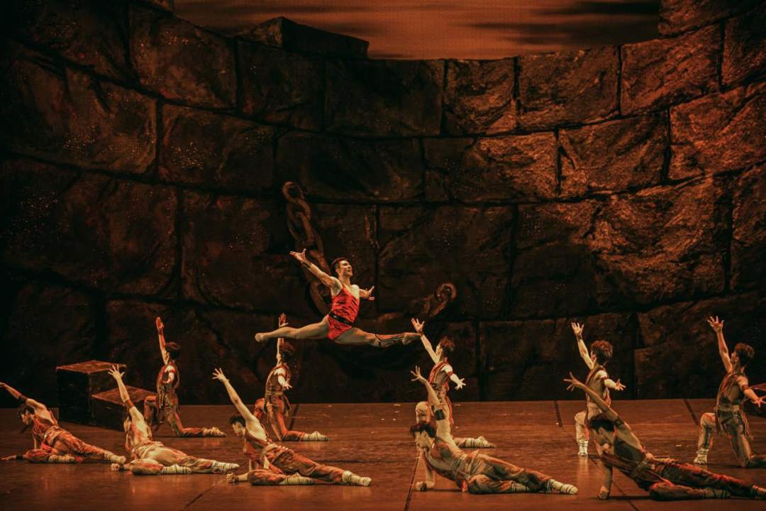 4个月内巡演17城，辽宁芭蕾舞团创下新纪录